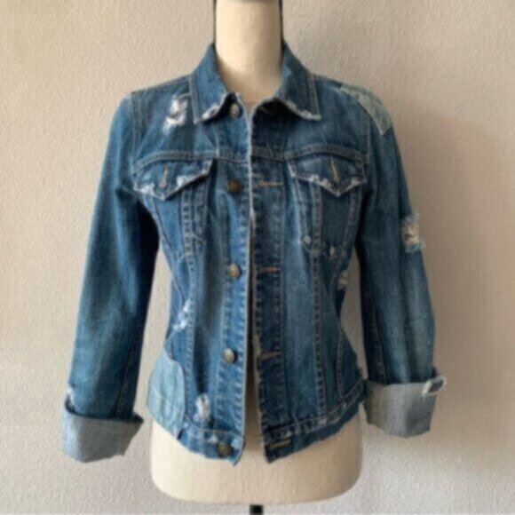 Earl Jean Distressed Patchwork Jean Jacket - Picture 5 of 16